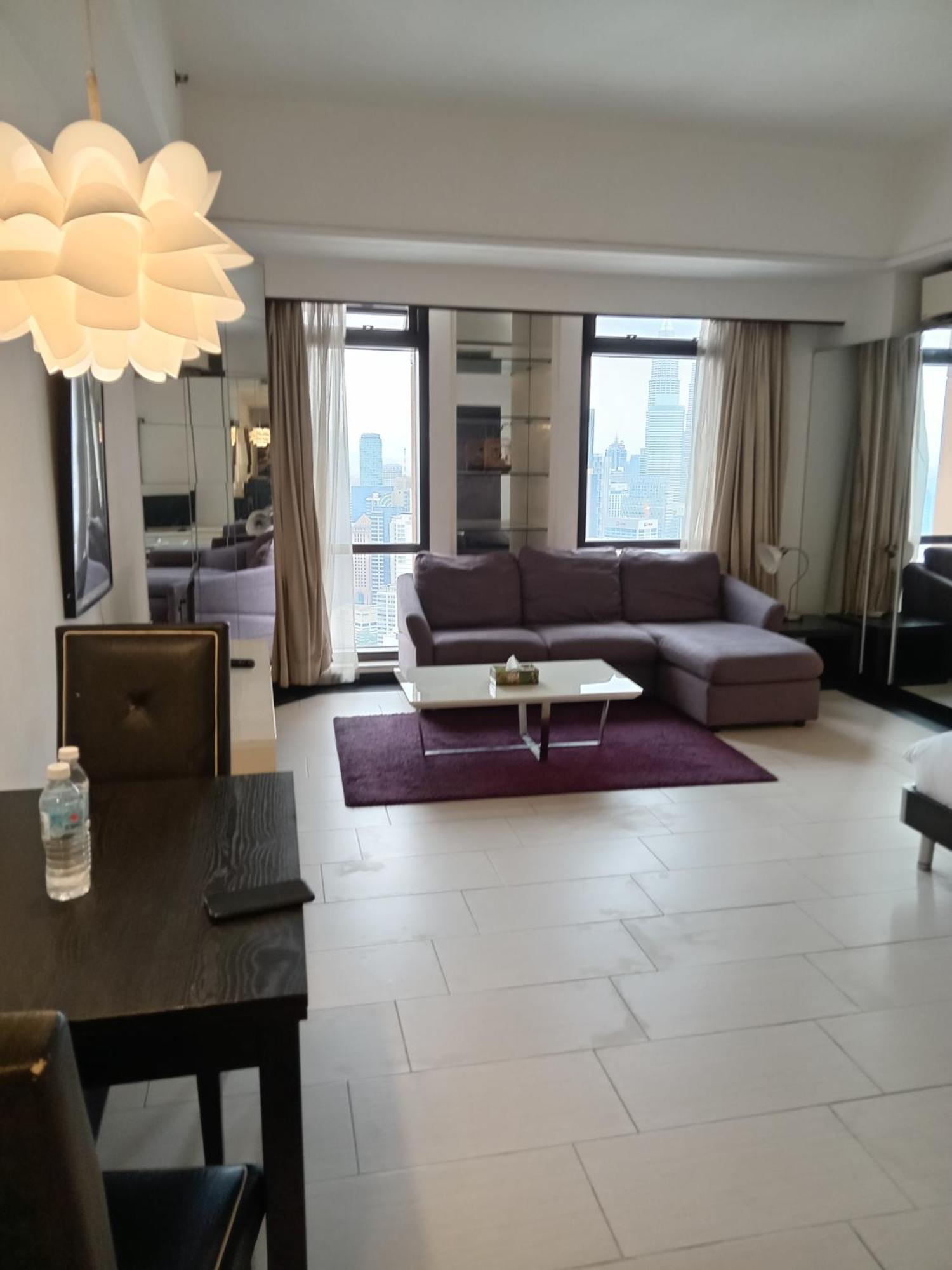 Standard Times Square Apartemen *